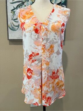 Rose & Olive White Floral V-Neck Sleeveless Camisole with Orange & Coral Accents